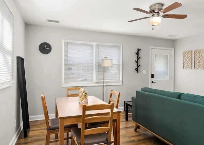 Vibes - Cute 2bd In The Heights Holiday home *