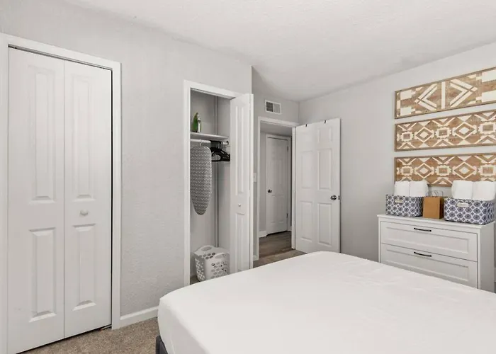 Vibes - Cute 2bd In The Heights Holiday home